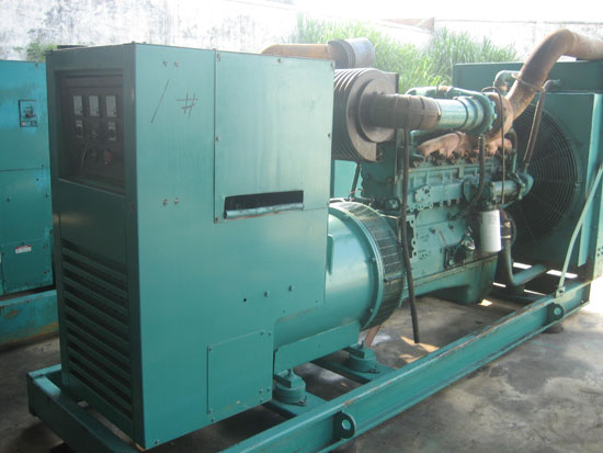 波密租赁发电机- 发电机碳刷磨损的原因是什么