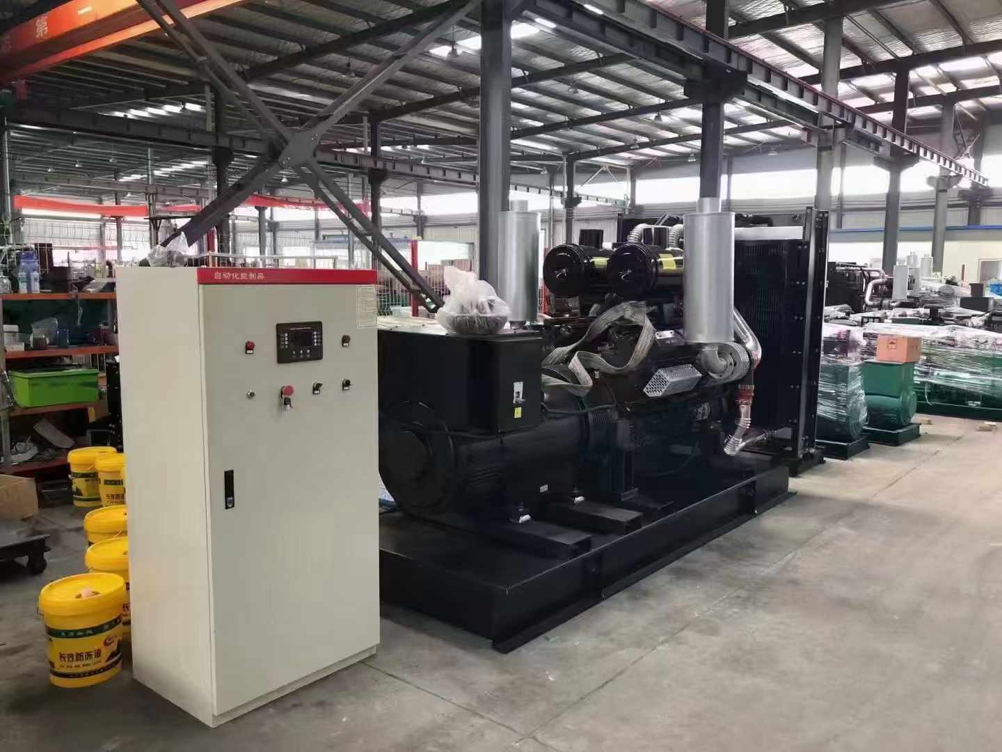 波密柴油发电机运行时的噪音和振动水平如何？