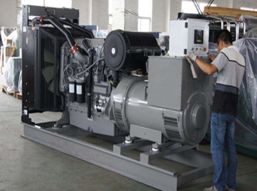 波密柴油发电机组和储能设备配合使用的案例